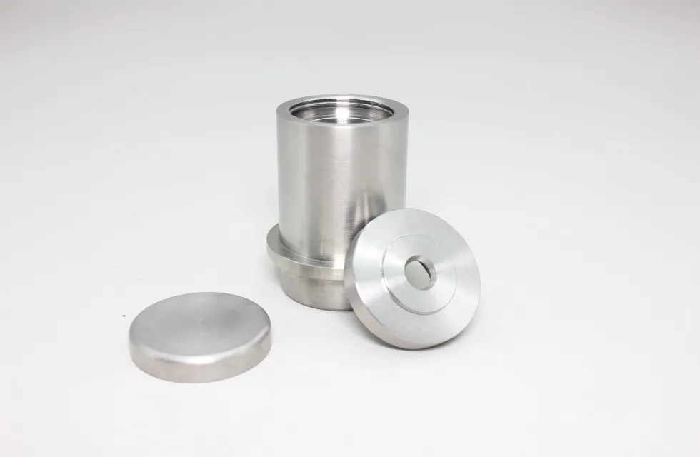 Каков принцип работы защиты танталовым сплавом?